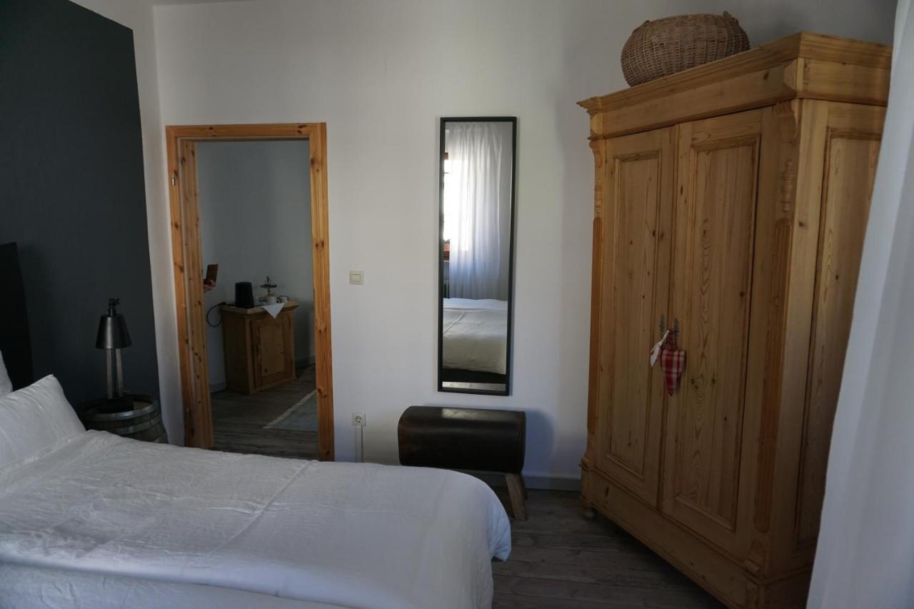 Hotel Garni Altes Winzerhaus Moselschaenke كوبيرن جوندورف، المظهر الخارجي الصورة
