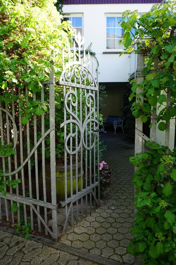 Hotel Garni Altes Winzerhaus Moselschaenke كوبيرن جوندورف، المظهر الخارجي الصورة